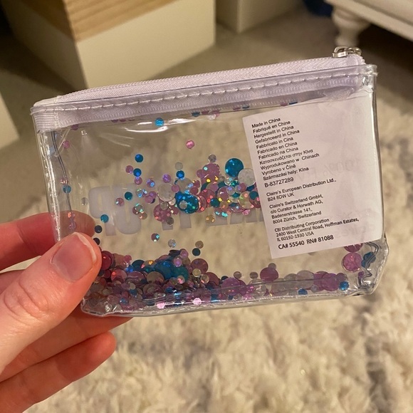 SHAKE It Up Pouch - Claire’s - Picture 3 of 6